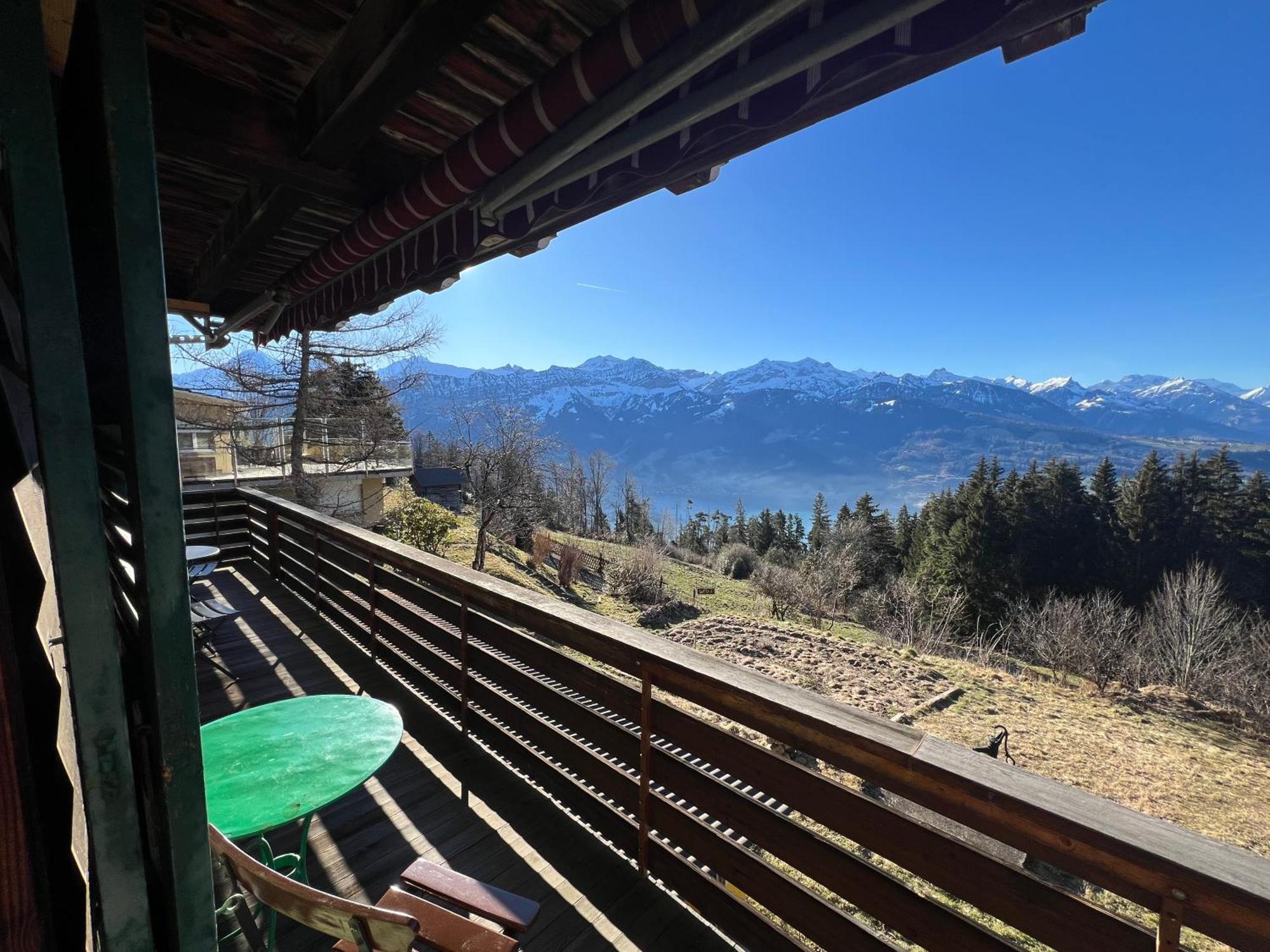 Chalet Friesli Беатенберг Экстерьер фото